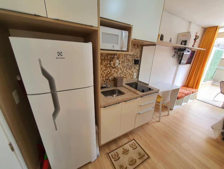 Mensal Studio Prox Shopping Frei Caneca 103, 105, 203 Apartamento